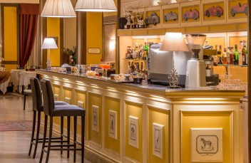 Bar Hotel Ambasciatori Bresci