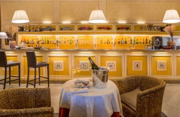 Bar Hotel Ambasciatori Bresci
