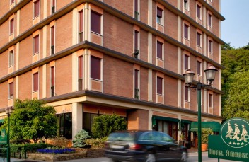 hotel brescia hotel ambasciatori entrata